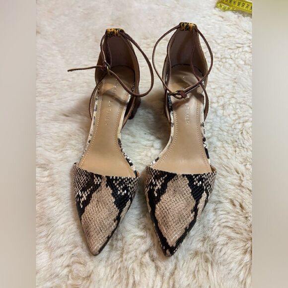 Gibson & Latimer Leilani shoes in Snake Print size 7 - Picture 4 of 8